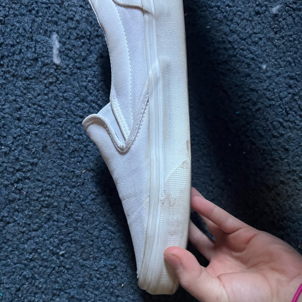 Good sneakers - Picture 3 of 5